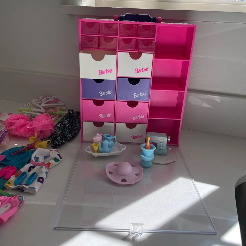 Huge Lot Vintage Barbie Closet Organizer Travel Case, Clothing Shoes Accessories - Picture 8 of 11